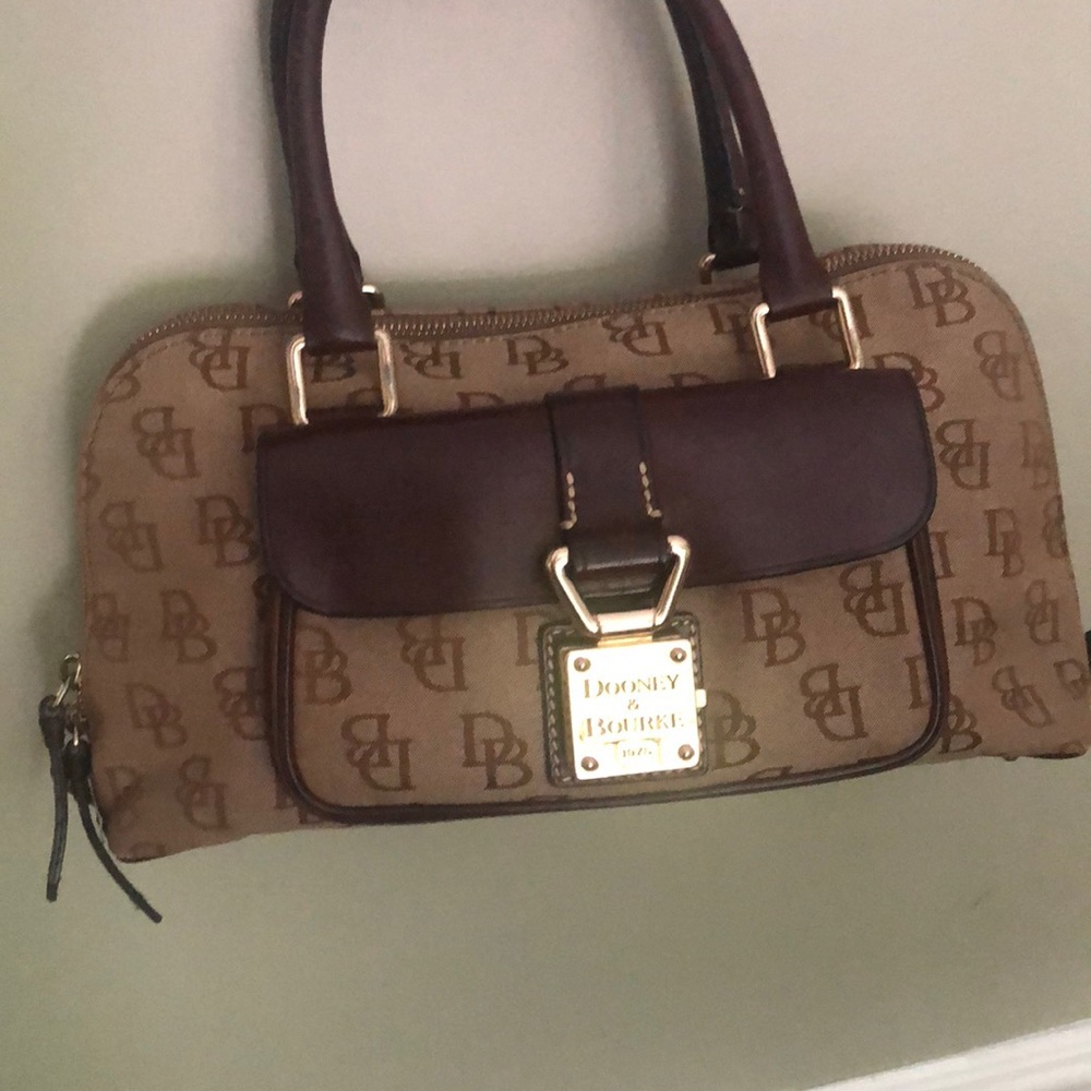 Hand purse